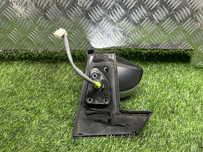 2011-2021 Toyota Aqua- Left Door Mirror PN: 7 WIRE TYPE