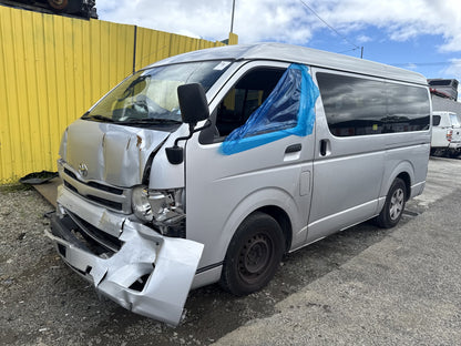 2011 Toyota Hiace 2TR WRECKING FOR PARTS ONLY