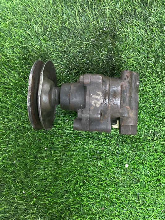 1988 - 1997 Toyota Hilux Steering Pump 2L / 3L