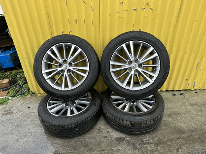 2009-2015 Toyota Prius W30 - Wheel Set PN: 16” PRIUS 16x6 1/2J ALLOY 5x100