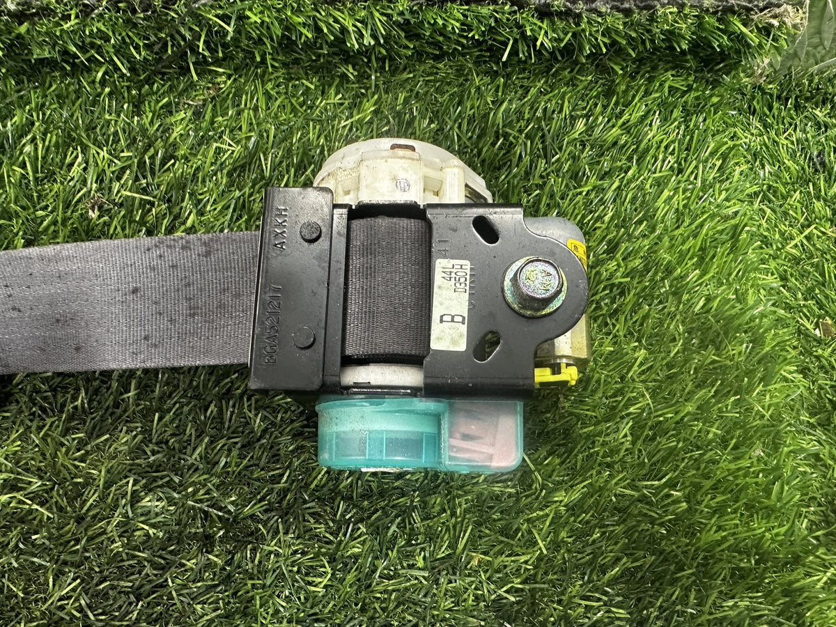 2002-2007 Mazda Demio DY - Left Front Seat Belt PN: T89302T