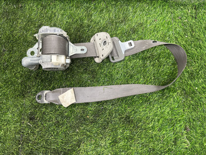 2004-2019 Toyota Hiace H200 - Right Front Seat Belt PN: 7M1470-P WIDE BODY