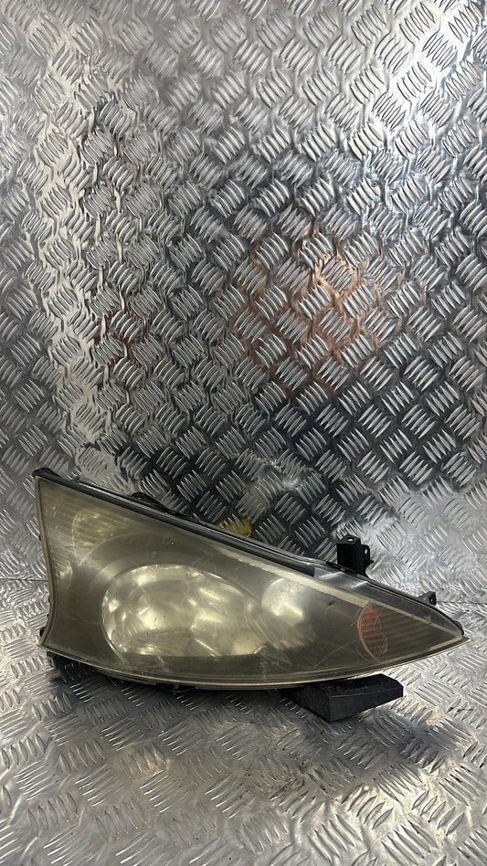 Mitsubishi Grandis- Right Headlight PN: 100-87649