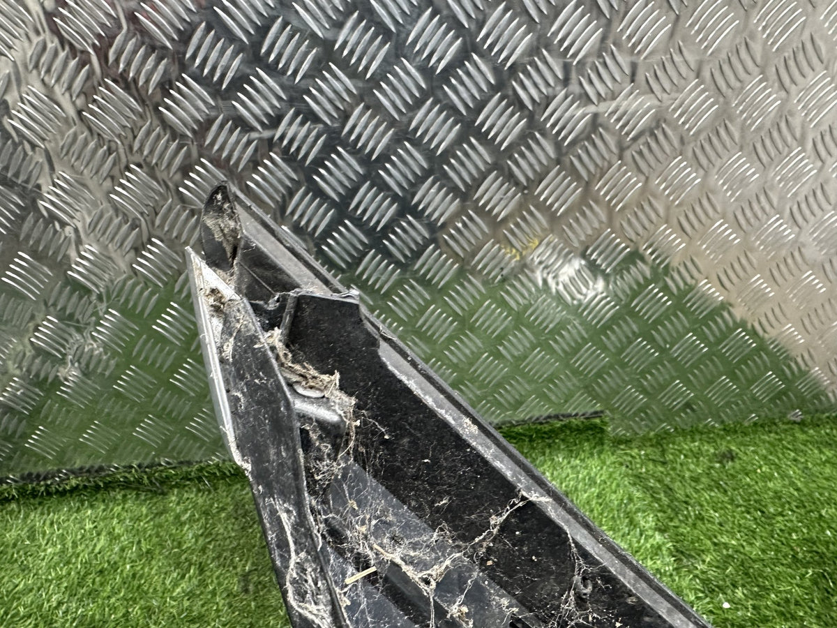 2015-2018 Toyota Corolla KE* - Grille PN: