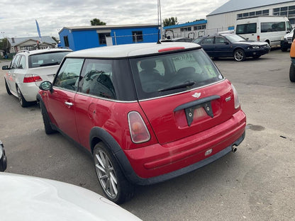 2004 BMW Mini W10B16A WRECKING FOR PARTS ONLY