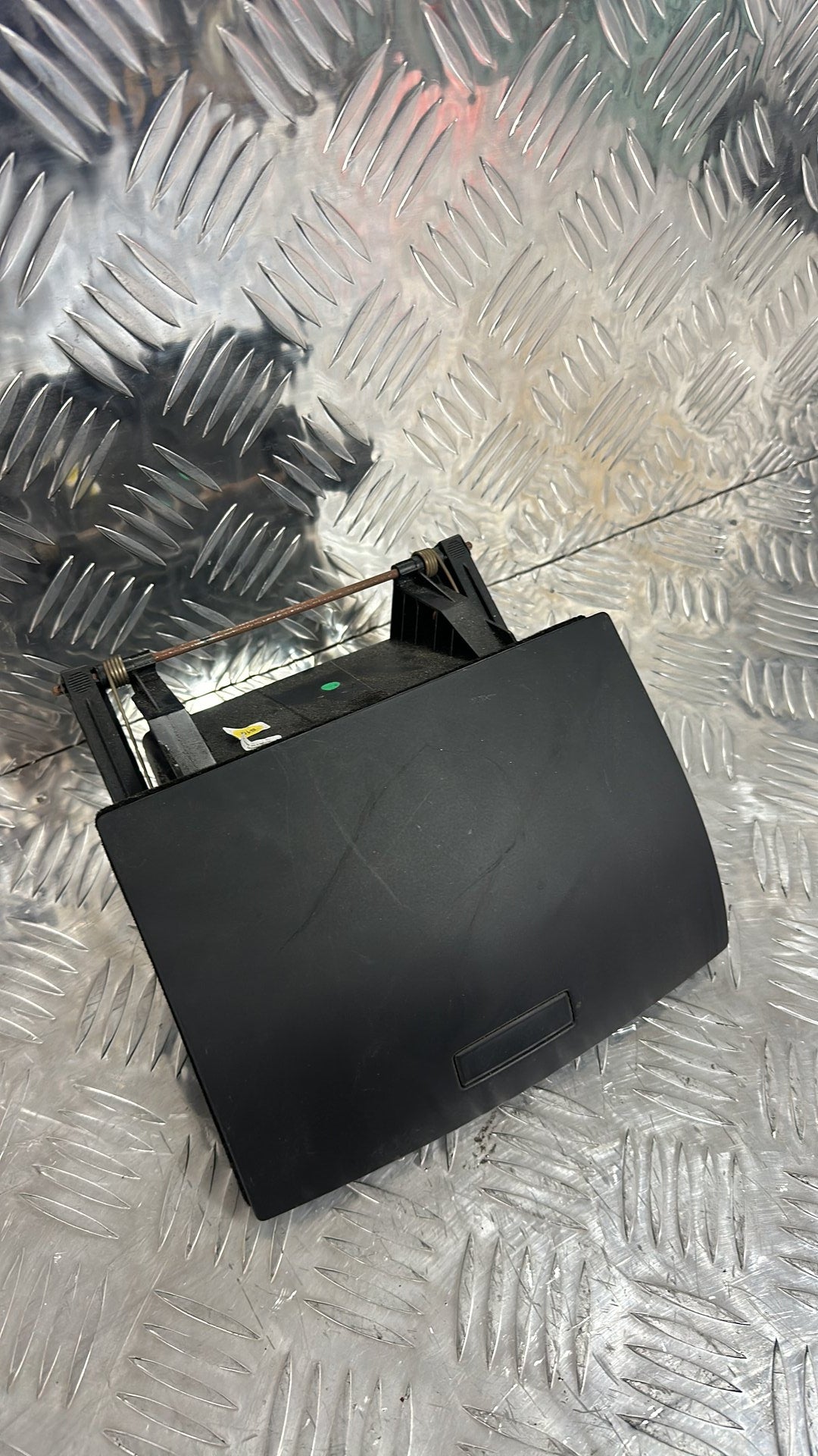 Volkswagen Touareg Dash Compartment 7L6 857 919 D