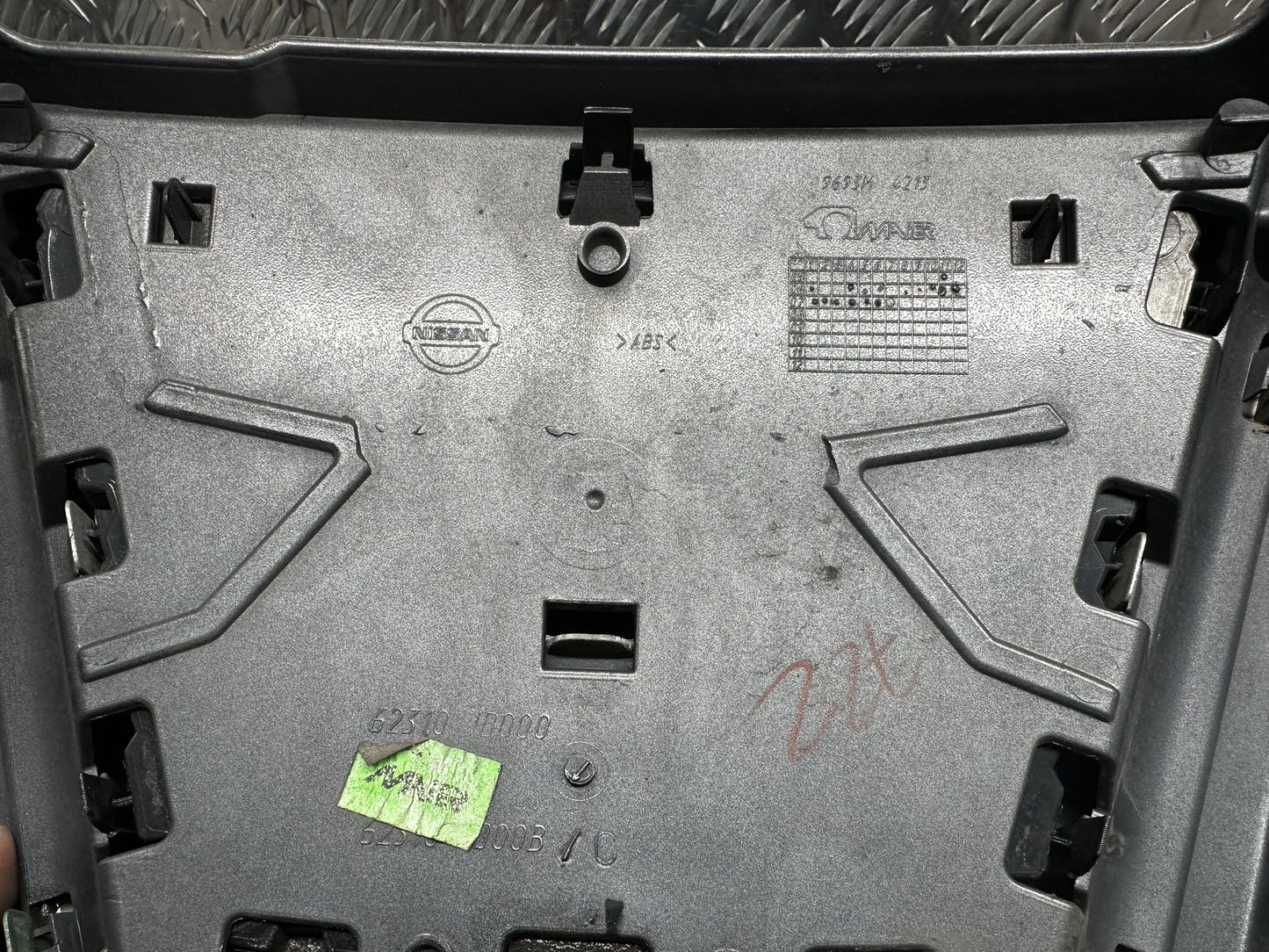 2006-2010 Nissan Dualis J10- Grille PN: