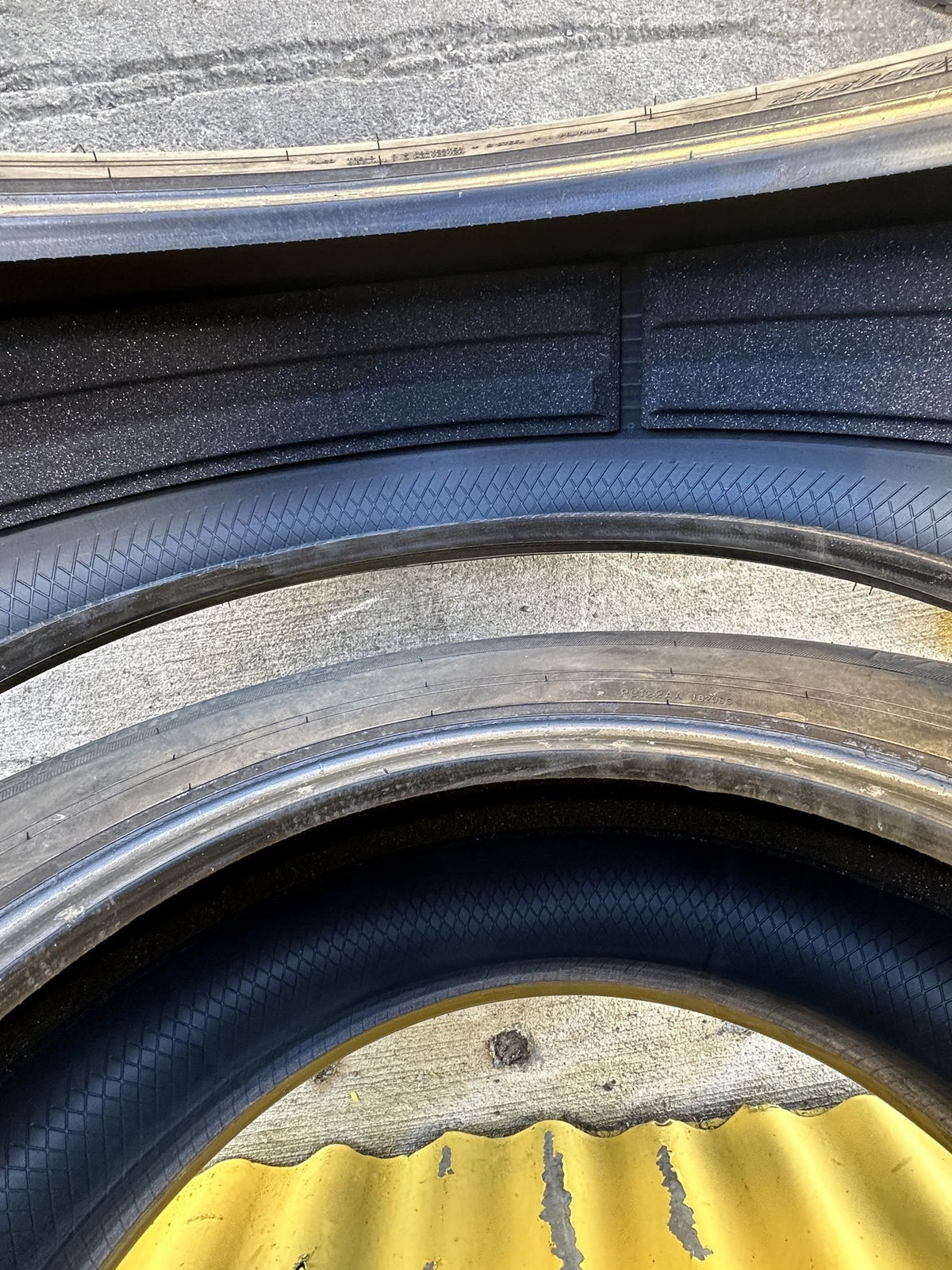 - Tyre PN: 215/60/16 95V