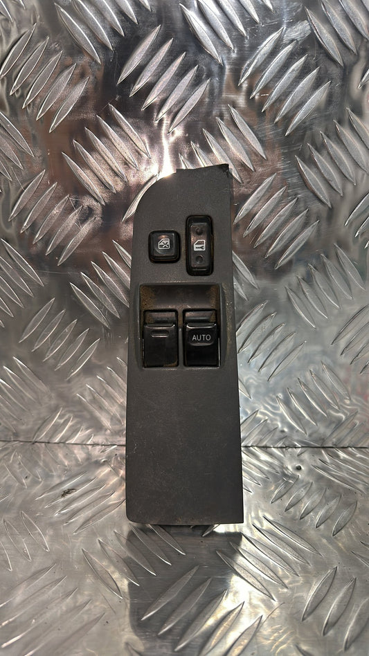 1996 - 1999 Toyota Starlet Master Power Window Switch 74231-10070