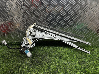 2002-2010 Nissan Elgrand E51 - Right Front Window Regulator/Motor PN: 6 PIN- 0176043-A