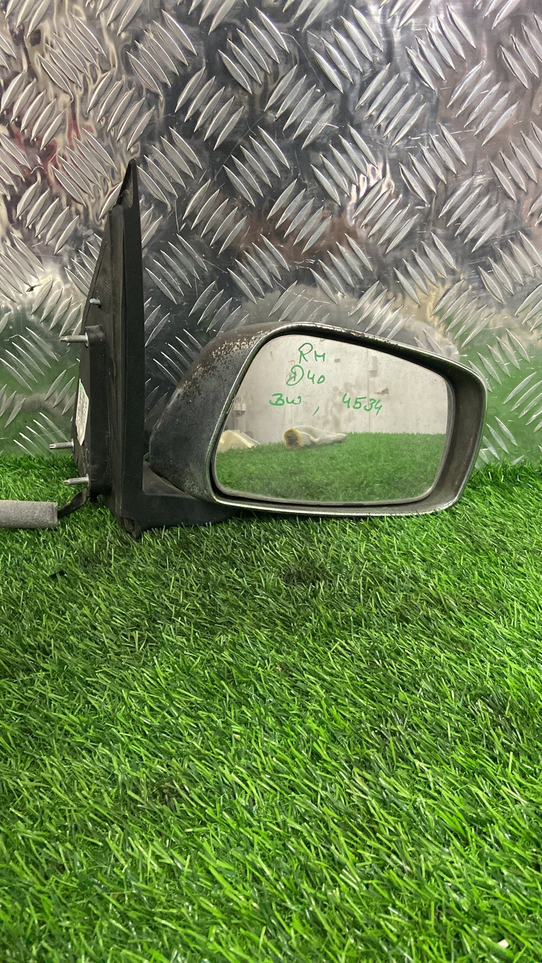 2004 - 2015 Nissan Navara Right Door Mirror D40, 3 WIRE
