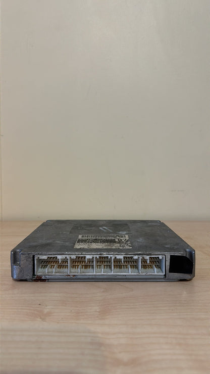 2000-2006 Toyota Estima ACR30- ECU PN: 89666-28090
