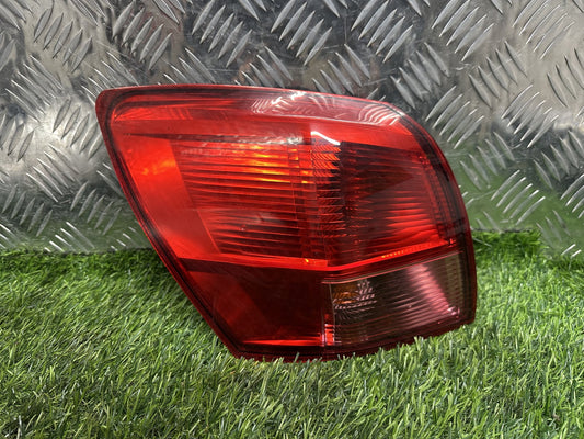 2006-2013 Nissan Dualis J10- Left Taillight PN: 89071061
