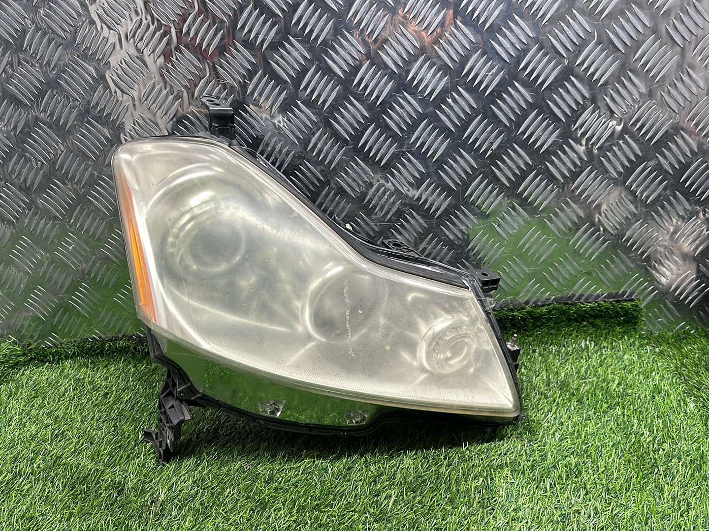 2004 - 2009 Nissan Fuga Right Headlight STANLEY P4790