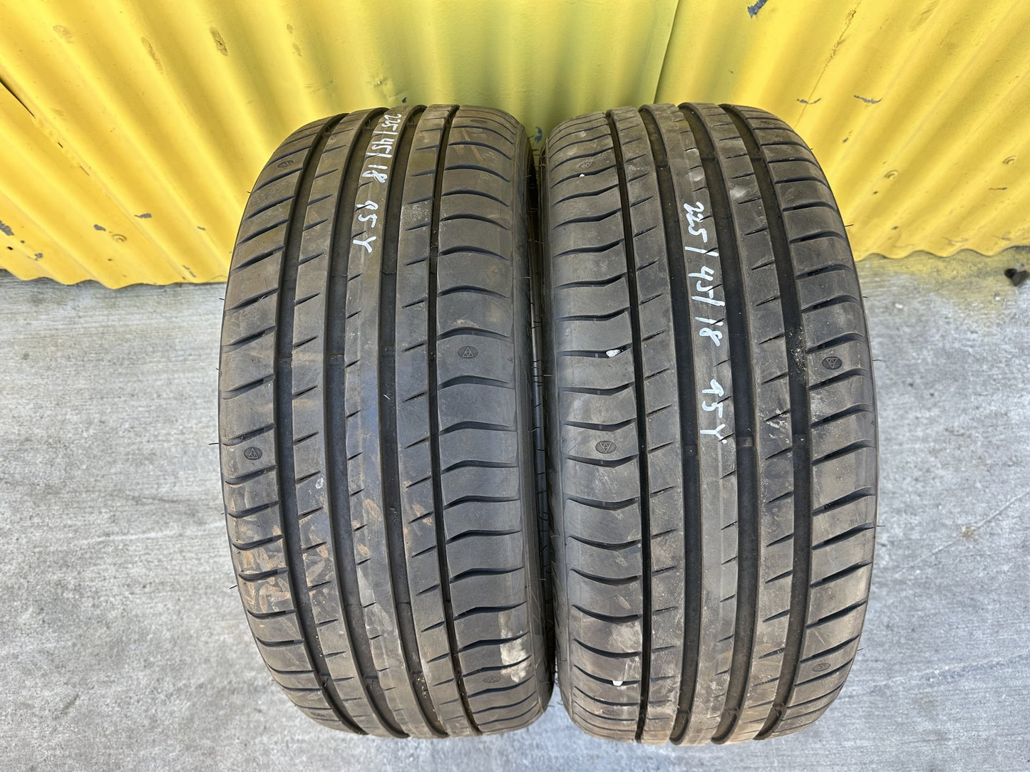 - Tyre PN: 225/45/18 95Y