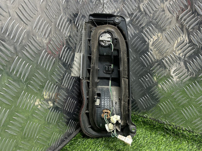 1995-2002 Toyota Granvia- Right Taillight PN: KOITO 220-76689