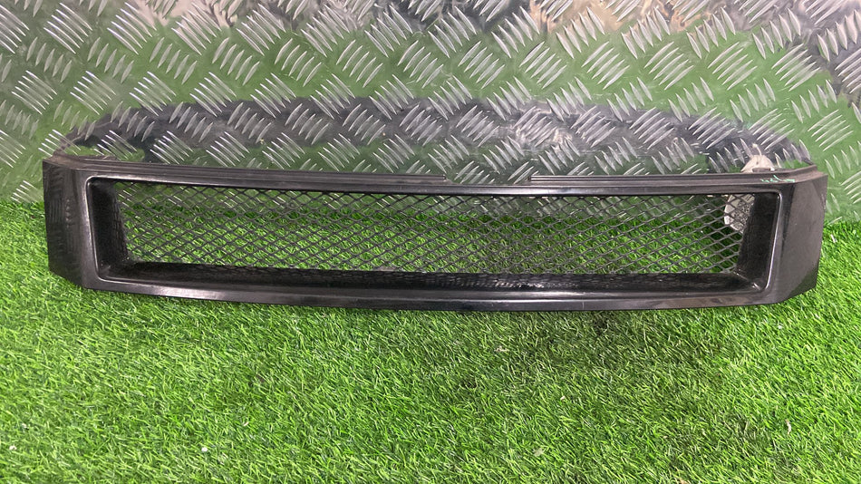 2001-2007 Toyota Noah VOXY AZR60- Grille PN: 0842328240