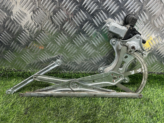 2003-2009 Toyota Wish E10 - Right Front Window Regulator/Motor PN: 6 PIN