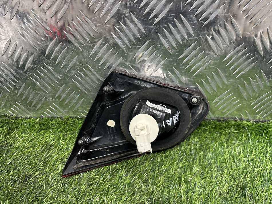 2010-2013 Nissan Qashqai J10- Left Tailgate Garnish PN: 89503189