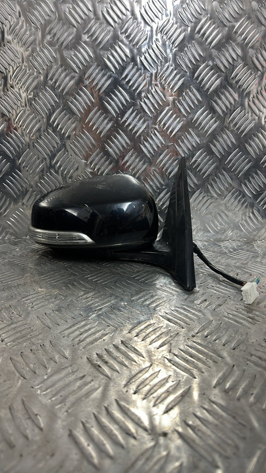 2008-2013 Nissan Teana J32- Right Door Mirror PN: 7 WIRE