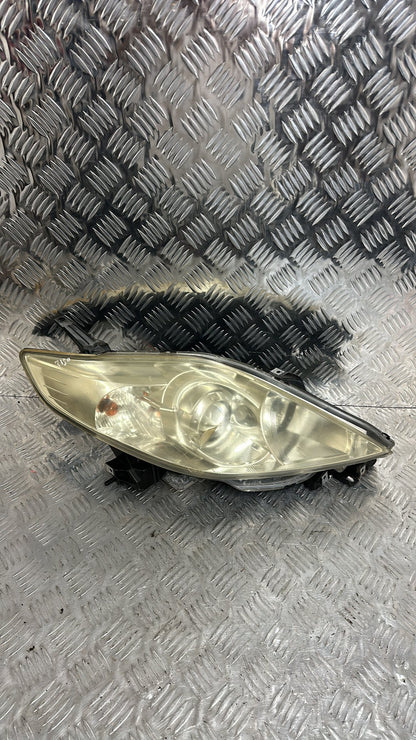 2005-2010 Mazda Mazda5 Right Headlight P4998R
