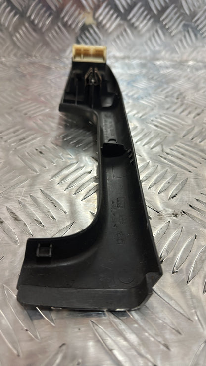 Nissan Terrano Master Power Window Switch