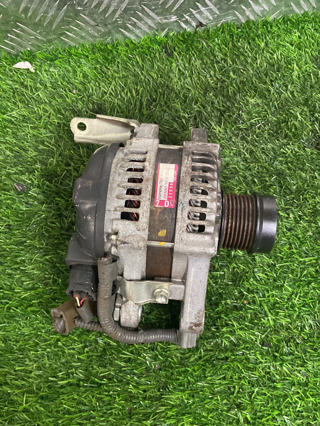Toyota Mark X Alternator 2706031040