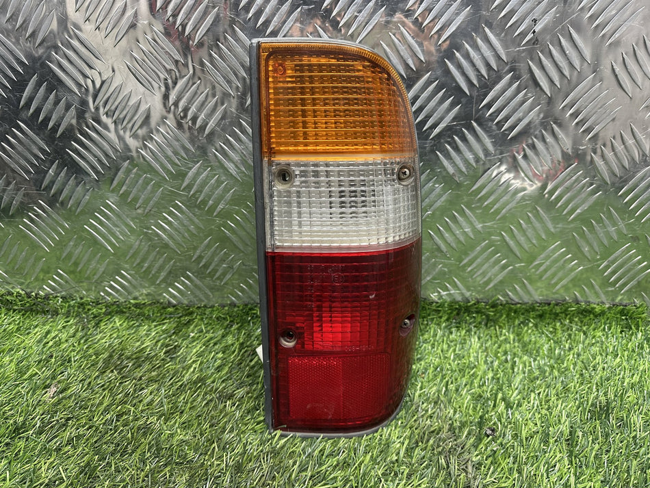 1999-2005 Ford Courier UN- Right Taillight PN: STANLEY 043-1914