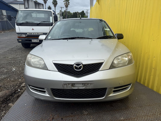 2004 Mazda Demio ZJ WRECKING FOR PARTS ONLY