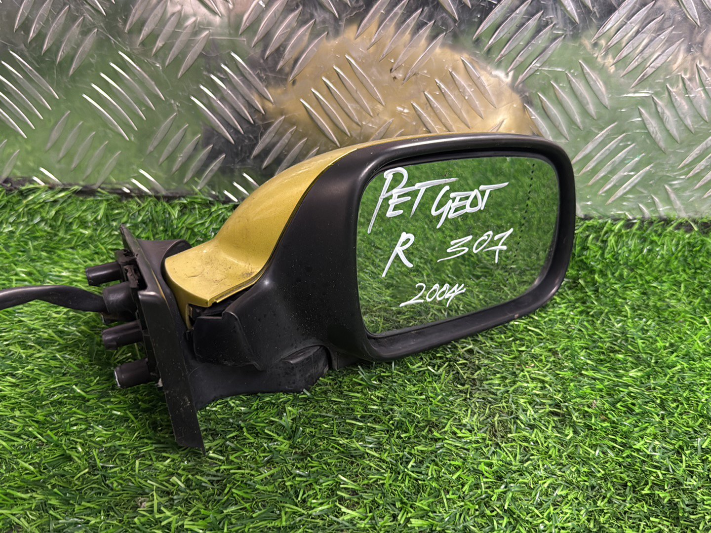 2004 Peugeot 307 Right Door Mirror 2 Plug (4+2) Wire