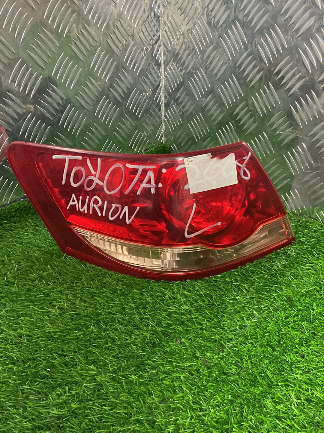 2006 - 2012 Toyota Aurion Left Taillight KOITO 06-113