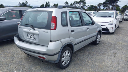 2000 Suzuki Ignis M13A-1032437 WRECKING FOR PARTS ONLY