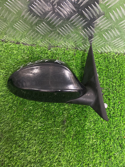 2004 - 2011 BMW 320i Right Door Mirror 3 PIN Type