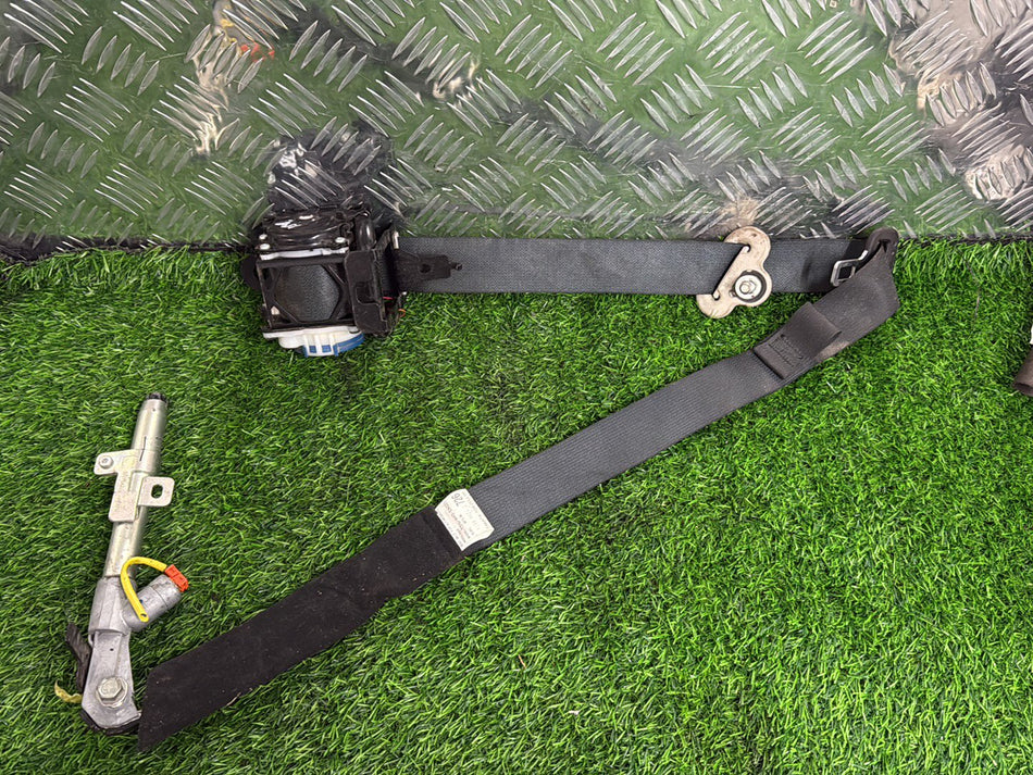 2015-2024 Mitsubishi Triton- Right Front Seat Belt PN: TTC-AH2-EN331