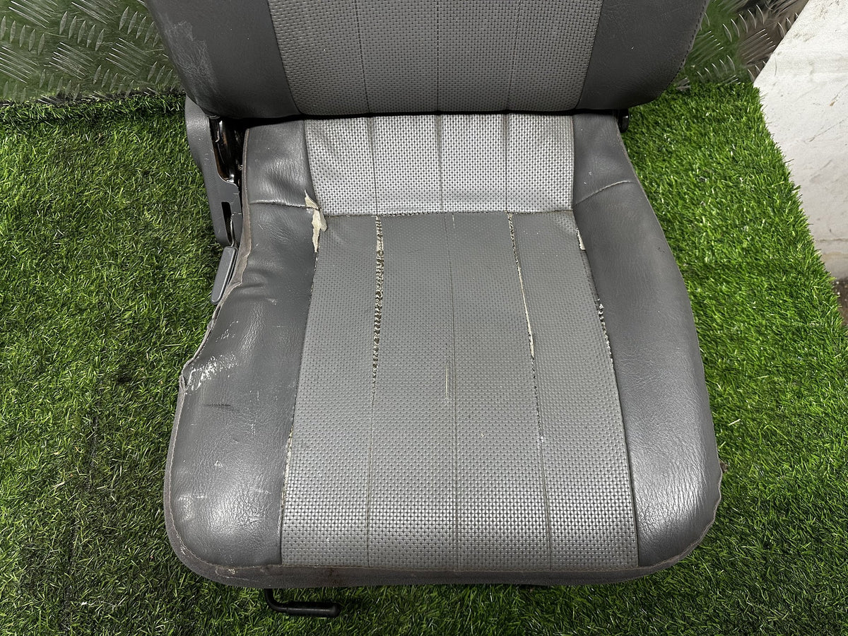 1999-2004 Nissan Vanette SK82 - Right Front Seat PN: