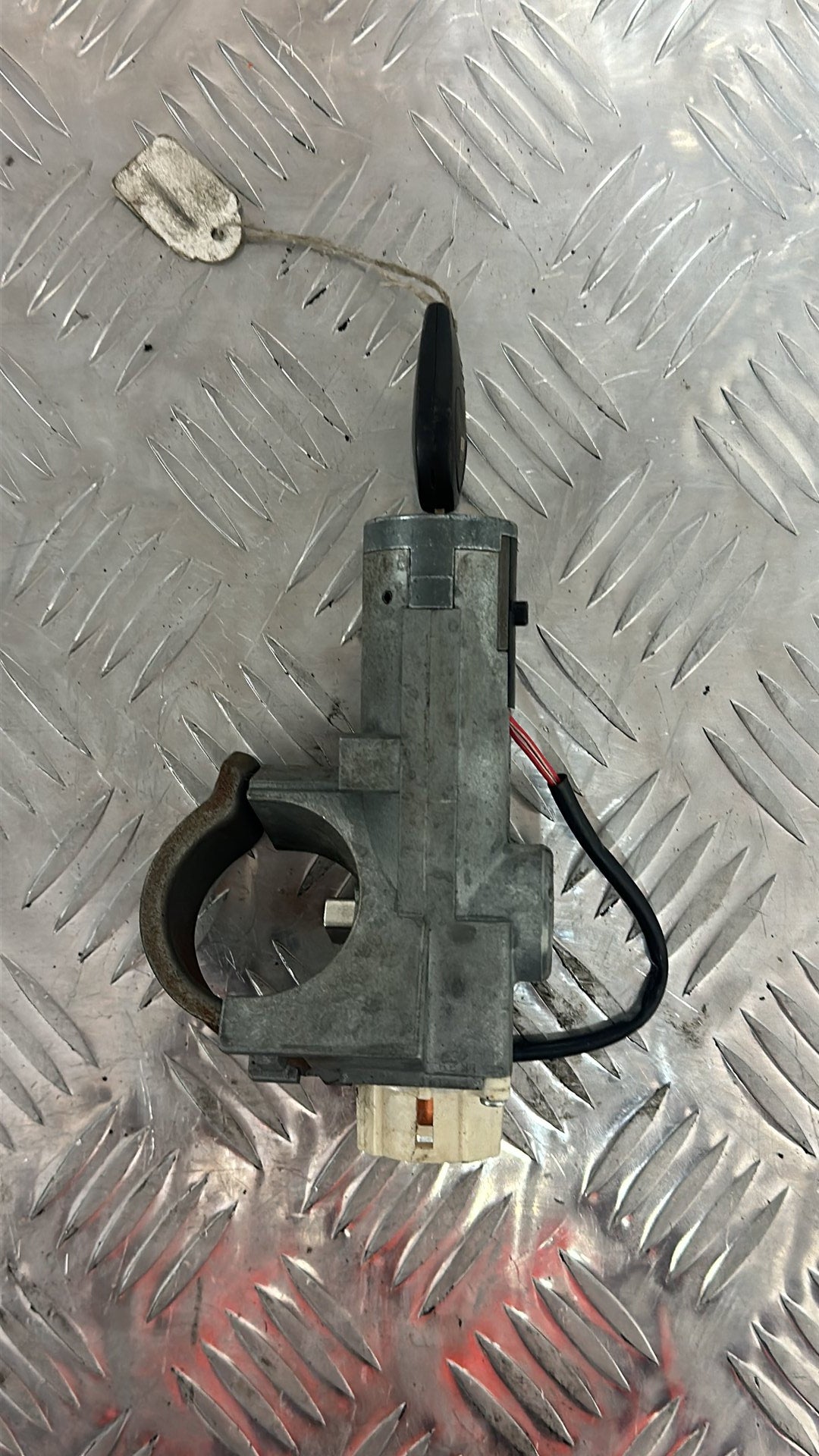 2010-2017 Nissan Juke- Ignition With Key PN: AS-74