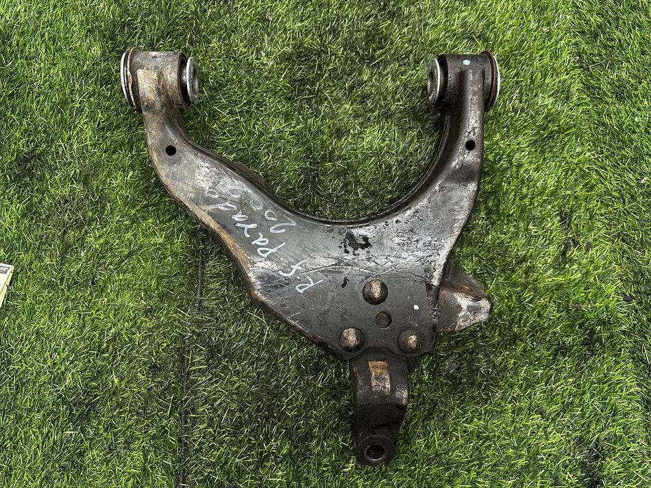 2002 Toyota Land Cruiser Prado - Right Front Lower Control Arm PN: