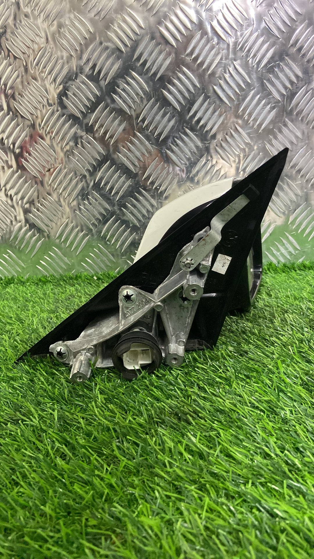 2011 - 2019 BMW 330i Right Door Mirror 5 PIN