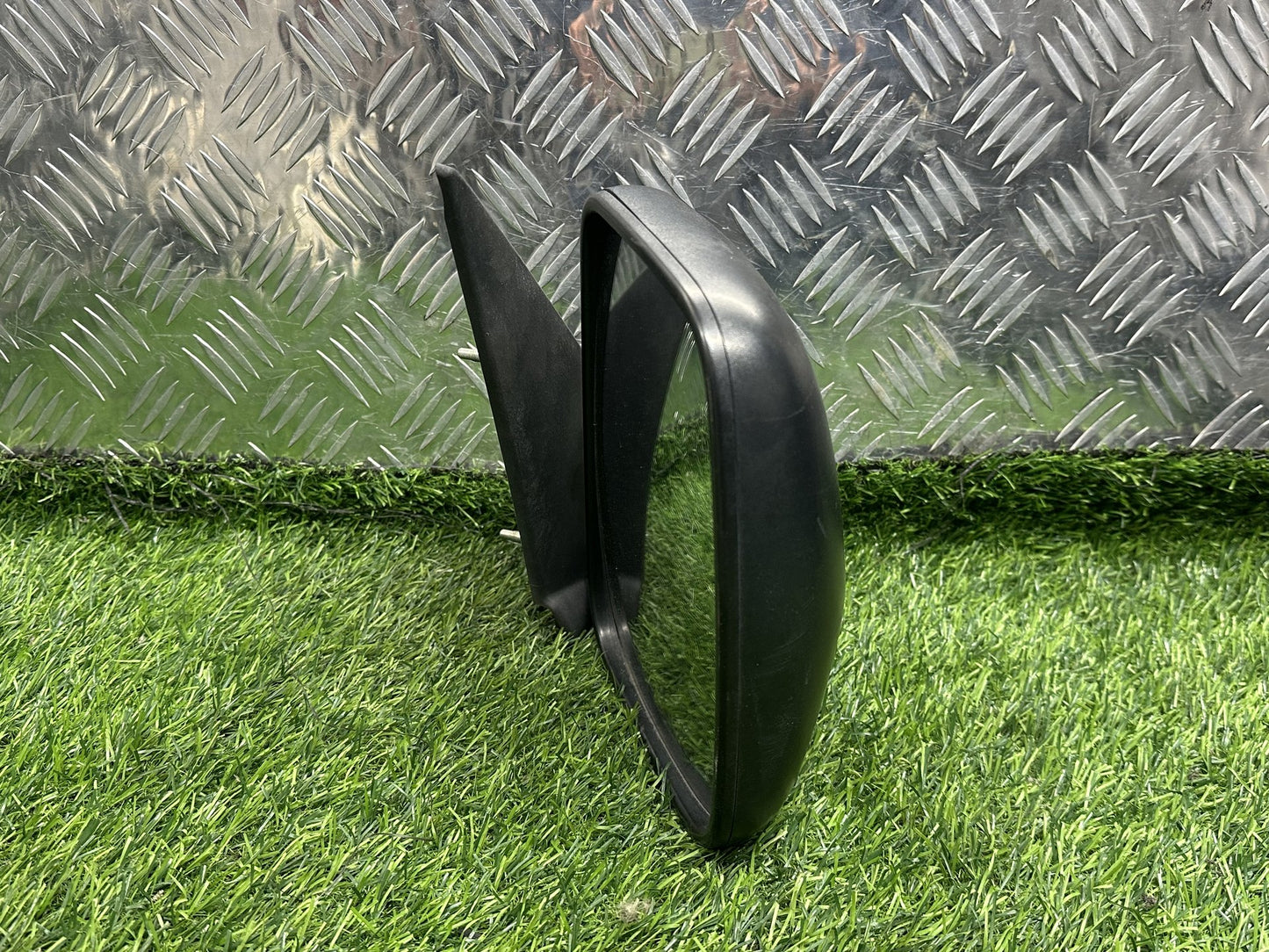 2005-2013 Toyota Hiace H200- Right Door Mirror PN: Manual