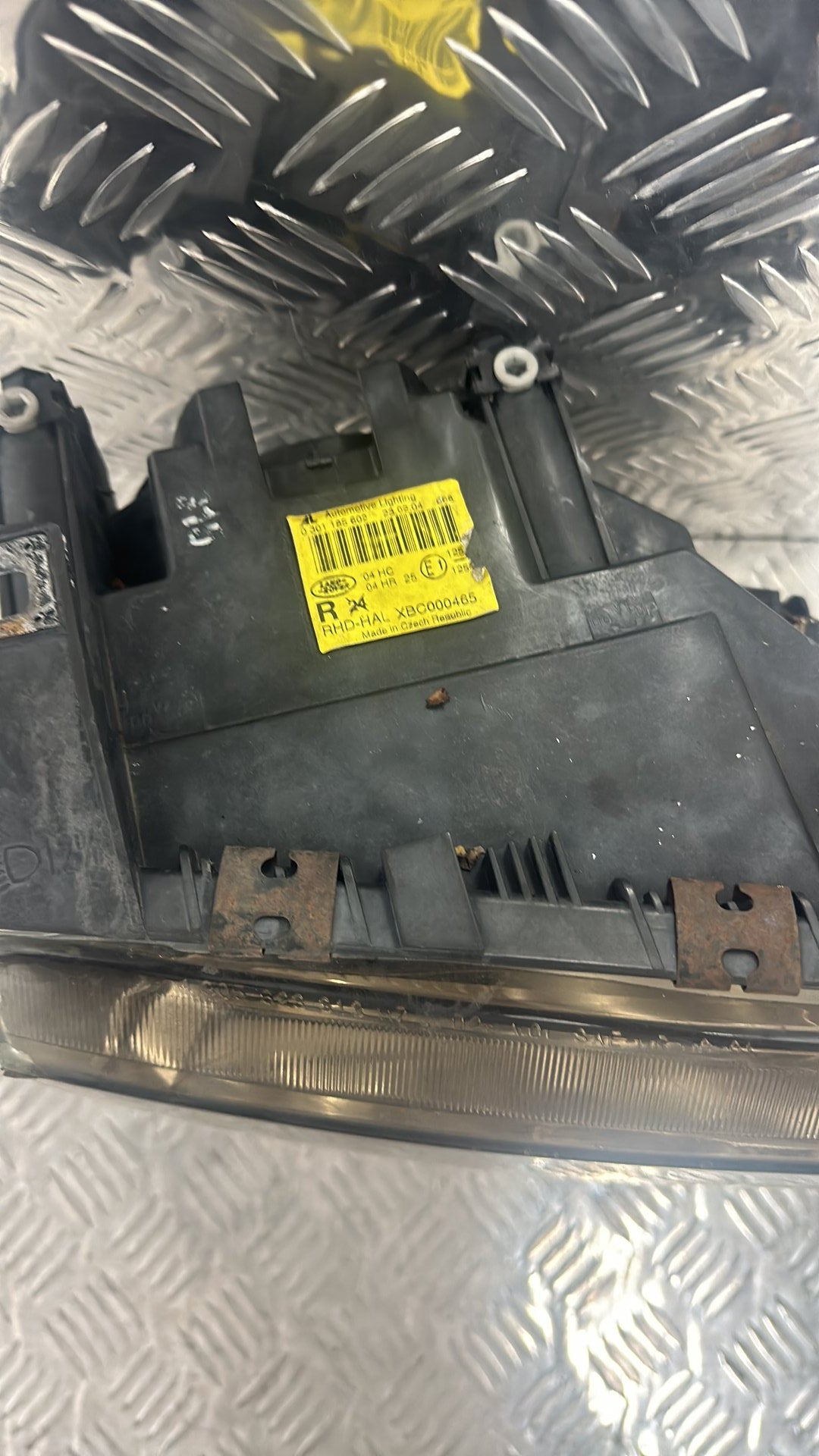 2002-2012 Land Rover Range Rover Right Headlight XBC000465