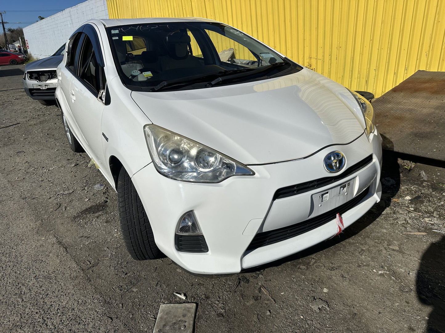 2012 Toyota Aqua Hybrid NHP10