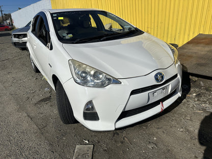 2012 Toyota Aqua Hybrid NHP10