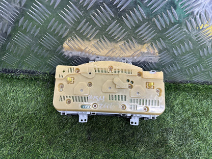 2003-2009 Toyota Wish E10 - Instrument Cluster PN: