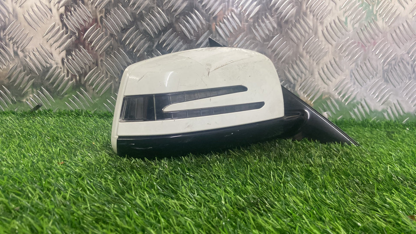 2009-2013 Mercedes-Benz E-Class- Right Door Mirror PN: A3159444