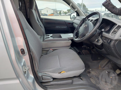 2009 Toyota Hiace COVERED WRECKING FOR PARTS ONLY