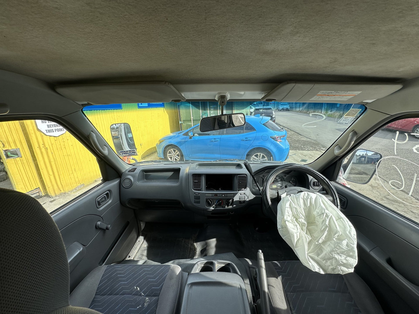 2005 Nissan Caravan VPE25