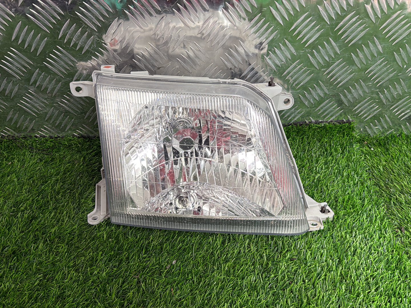 1996 - 2002 Toyota Land Cruiser Prado Right Headlight KOITO 60-84