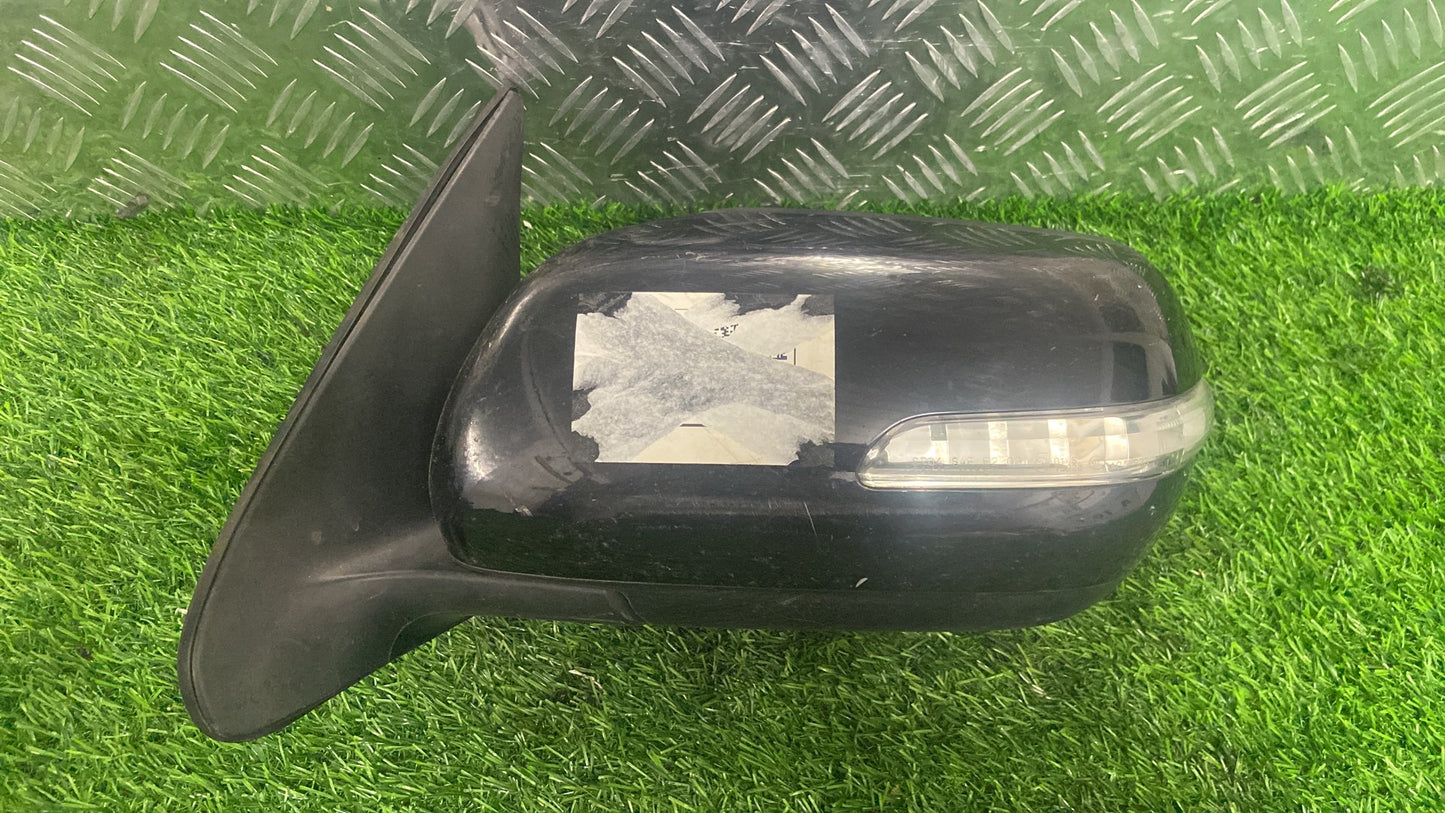 2005-2018 Suzuki Grand Vitara- Left Front Door PN: 5 WIRE, E4022787
