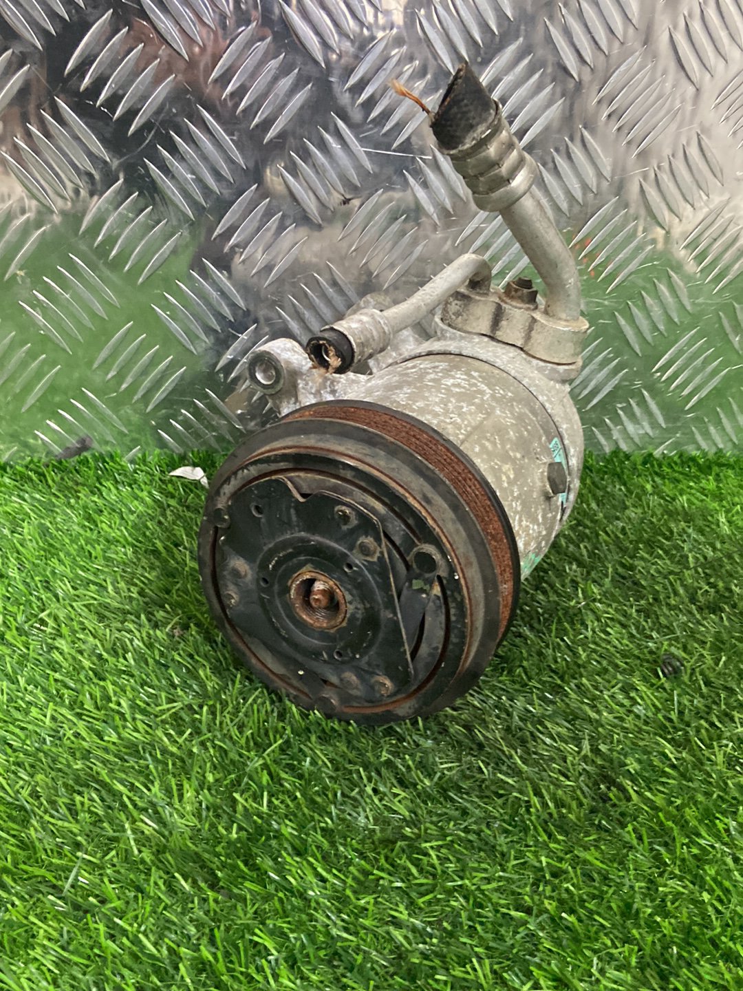 Holden Commodore A/C Compressor 92102247