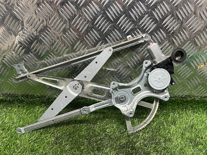 2004-2019 Toyota Hiace H200 - Left Front Window Regulator/Motor PN: 6 PIN- (85720-35140)
